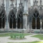 Cloître de la Collègiale Saint-Gengoult