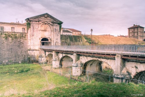vue de la Porte de Metz